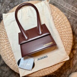 Jacquemus Le Chiquito Moyen Bag in Chocolate Brown